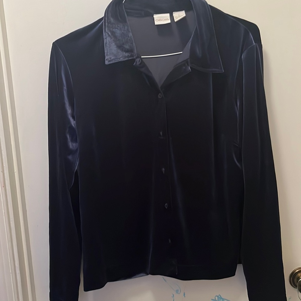 🌻 velvet button down navy blue top